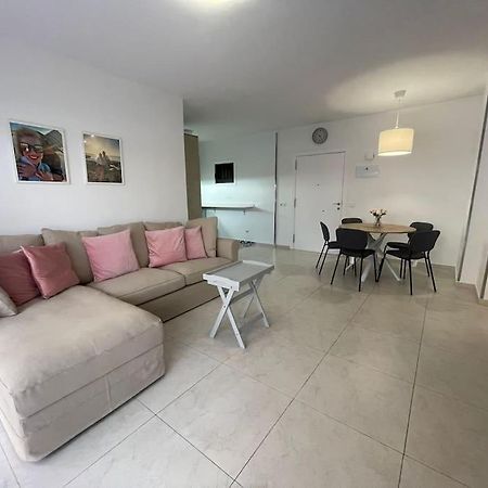 Happy Space Apartment Лос-Крістіанос Екстер'єр фото