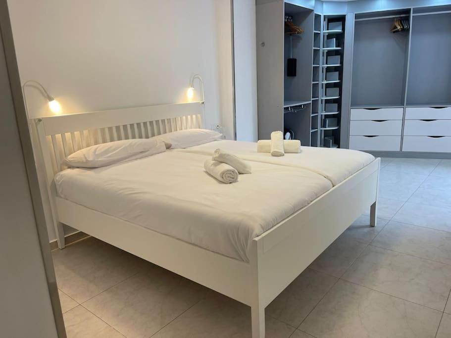 Happy Space Apartment Лос-Крістіанос Екстер'єр фото