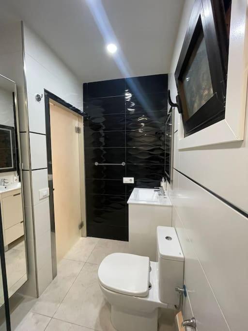 Happy Space Apartment Лос-Крістіанос Екстер'єр фото